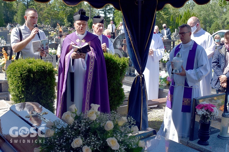 Pogrzeb Stanisława Rondzistego, nadzwyczajnego szafarza