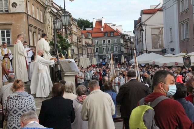 Msza św. na rozpoczęcie 309. WPP. Pątnicy ruszyli za oficjalną pielgrzymką