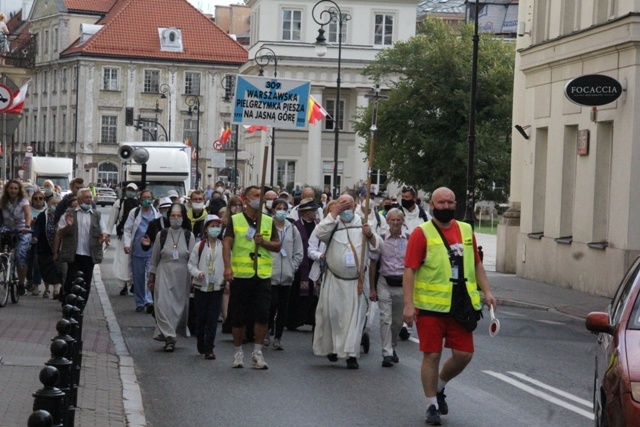 Msza św. na rozpoczęcie 309. WPP. Pątnicy ruszyli za oficjalną pielgrzymką