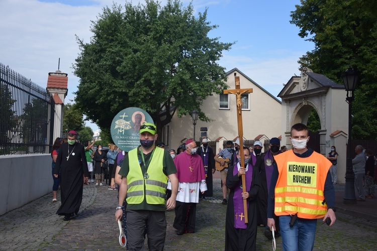 ŁPPM na Jasną Górę - Msza św. w Łowiczu