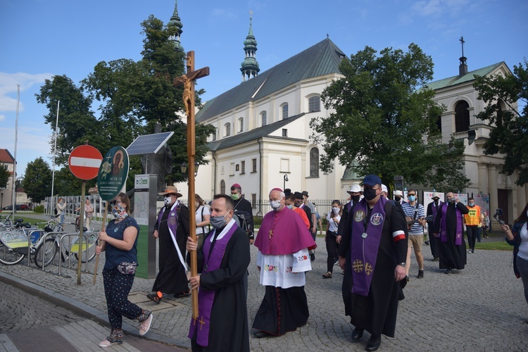 ŁPPM na Jasną Górę - Msza św. w Łowiczu