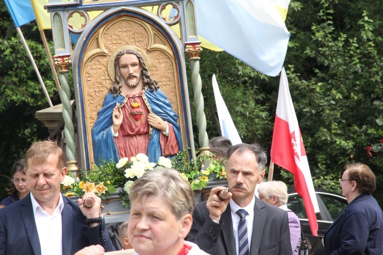 Jaworzna. Kapłani na medal