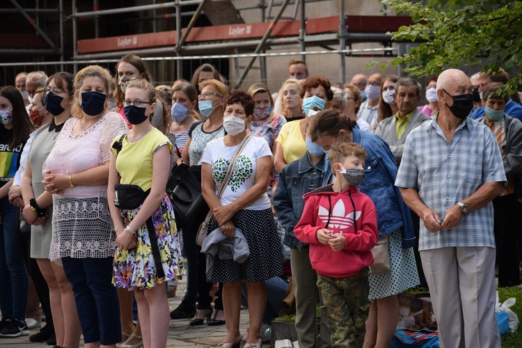 Nowy Sącz. Główna uroczystość odpustowa na sądeckiej górze Tabor