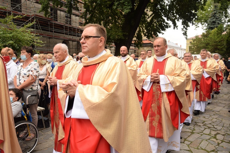 Nowy Sącz. Główna uroczystość odpustowa na sądeckiej górze Tabor