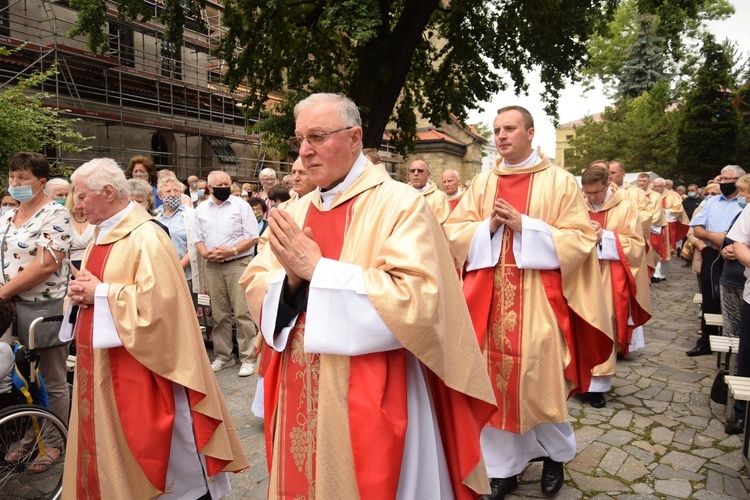 Nowy Sącz. Główna uroczystość odpustowa na sądeckiej górze Tabor