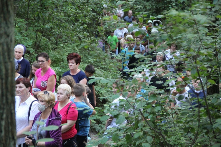 Ciężkowice. Golgota Skamieniałego Miasta