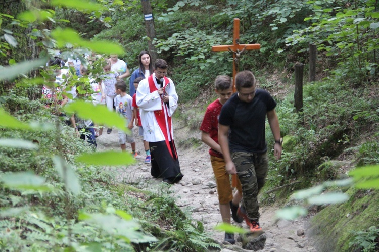 Ciężkowice. Golgota Skamieniałego Miasta