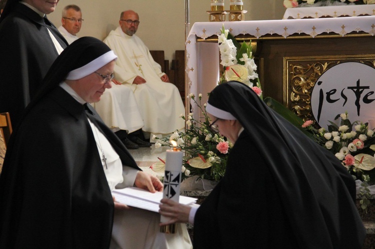 Śluby wieczyste sióstr dominikanek