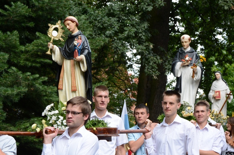 Program metropolitalnych uroczystości w Kamieniu Śląskim