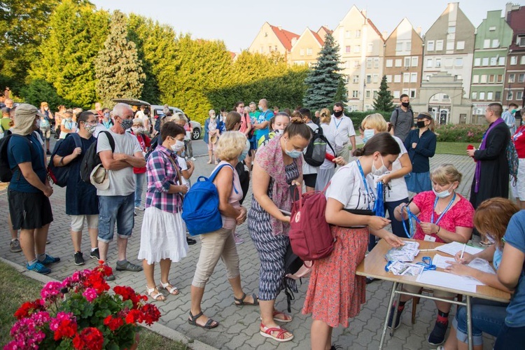 Pielgrzymka z Głogowa do Grodowca