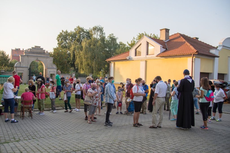 Pielgrzymka z Głogowa do Grodowca