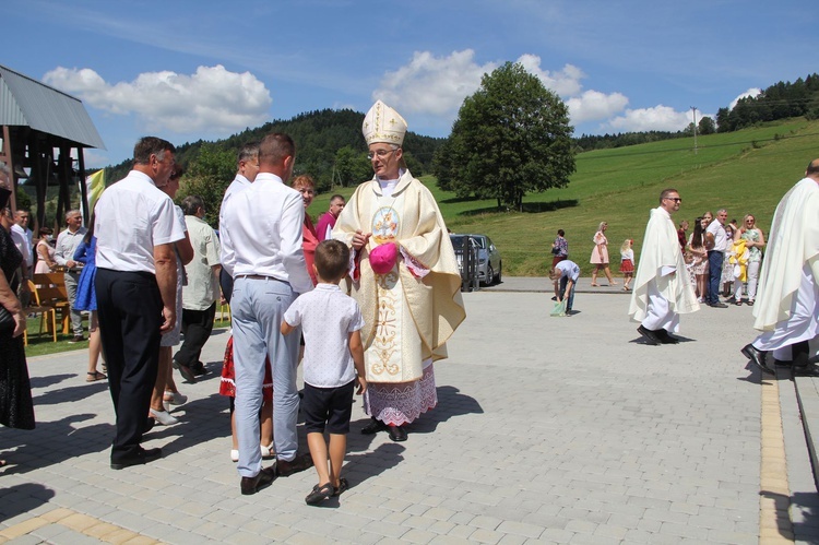 Stawisza. Poświęcenie pomnika i kaplicy św. Jana Pawła II