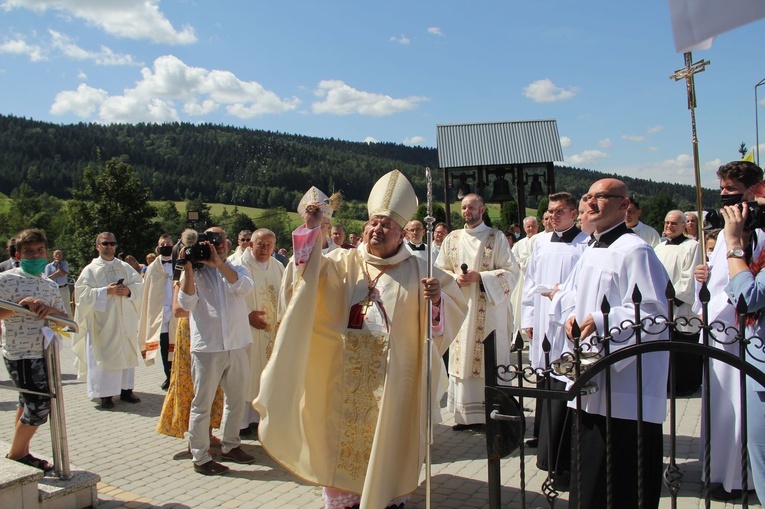 Stawisza. Poświęcenie pomnika i kaplicy św. Jana Pawła II