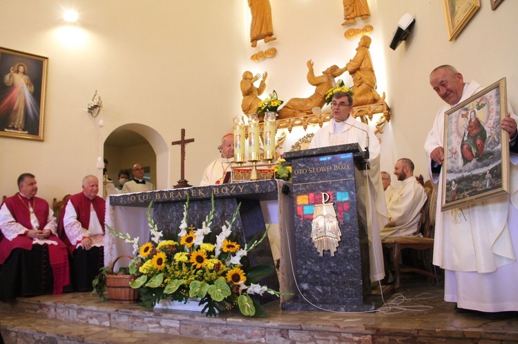 Stawisza. Poświęcenie pomnika i kaplicy św. Jana Pawła II