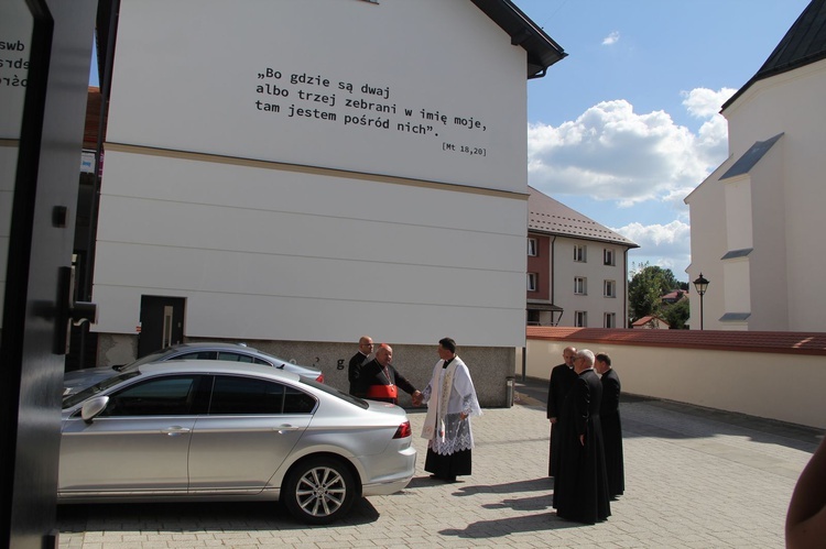 Bobowa. Przekazanie relikwii św. Jana Pawła II