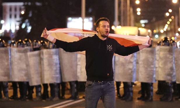 Białoruś: W nocy po wyborach zatrzymano około 3 tysięcy osób