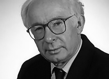 Prof. Stanisław Pasyk (1931–2020).