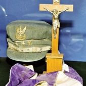 Przedmioty należące do duchownego przechowywane są w Muzeum Wojska Polskiego.