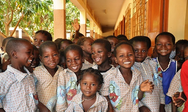 Afrykańscy biskupi ratują dzieci przed skutkami pandemii