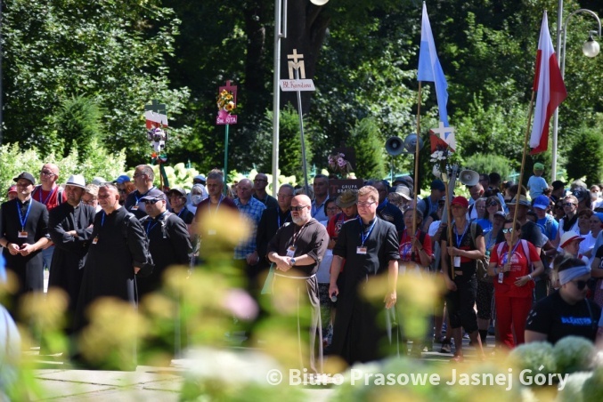 Wejście 38. Zielonogórsko-Gorzowskiej Pieszej Pielgrzymki na Jasną Górę