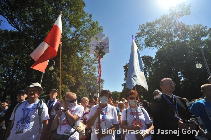 Wejście 38. Zielonogórsko-Gorzowskiej Pieszej Pielgrzymki na Jasną Górę