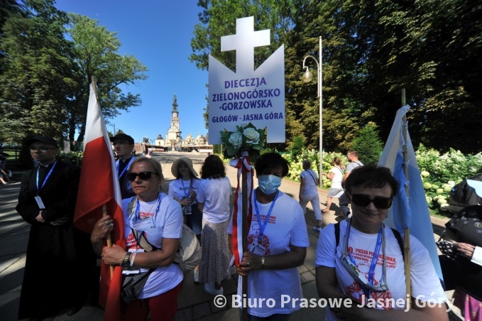 Wejście 38. Zielonogórsko-Gorzowskiej Pieszej Pielgrzymki na Jasną Górę