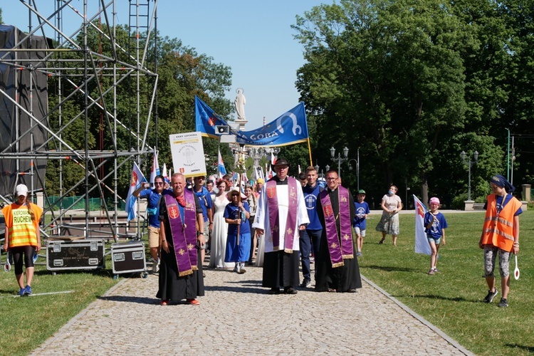 Pielgrzymki z archidiecezji gdańskiej dotarły na Jasną Górę