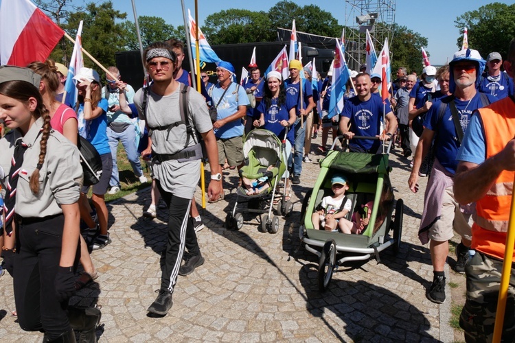 Pielgrzymki z archidiecezji gdańskiej dotarły na Jasną Górę