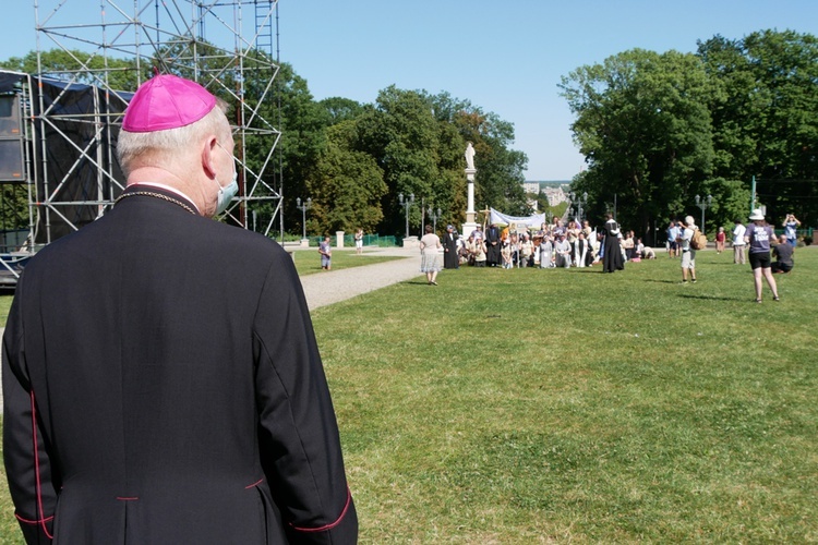 Pielgrzymki z archidiecezji gdańskiej dotarły na Jasną Górę