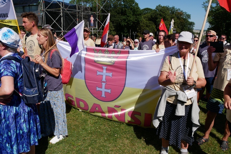 Pielgrzymki z archidiecezji gdańskiej dotarły na Jasną Górę