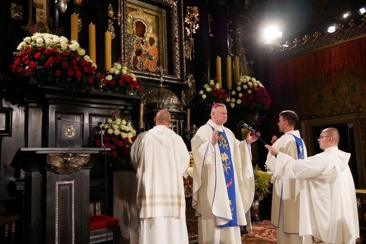 Eucharystia na Jasnej Górze na zakończenie pieszych pielgrzymek