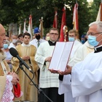 Kamionek: Odsłonięto tablicę upamiętniającą ks. Skorupkę i jego żołnierzy [GALERIA]