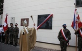Kamionek: Odsłonięto tablicę upamiętniającą ks. Skorupkę i jego żołnierzy [GALERIA]