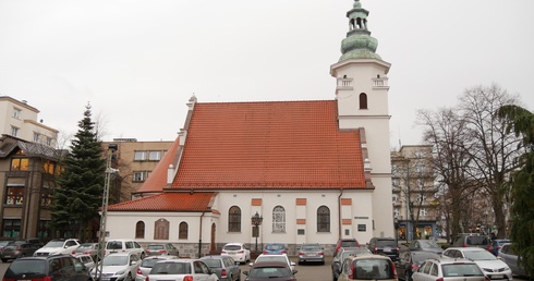 Bazylika Morska w Gdyni mieści się przy ul. Armii Krajowej 26.