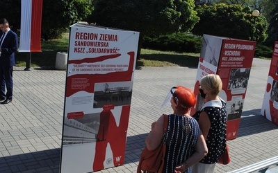 Stalowa Wola, MDK. Jubuleuszowa wystawa o "Solidarności".