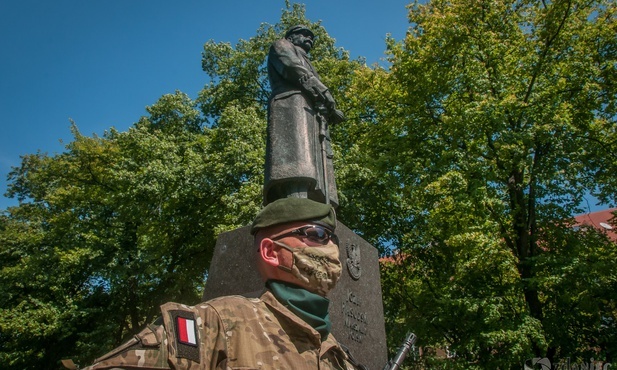 Gliwice. Uroczystość w rygorze sanitarnym