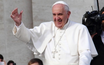 Zachęta papieża Franciszka: Przynajmniej raz dziennie uwielbiajmy Boga 