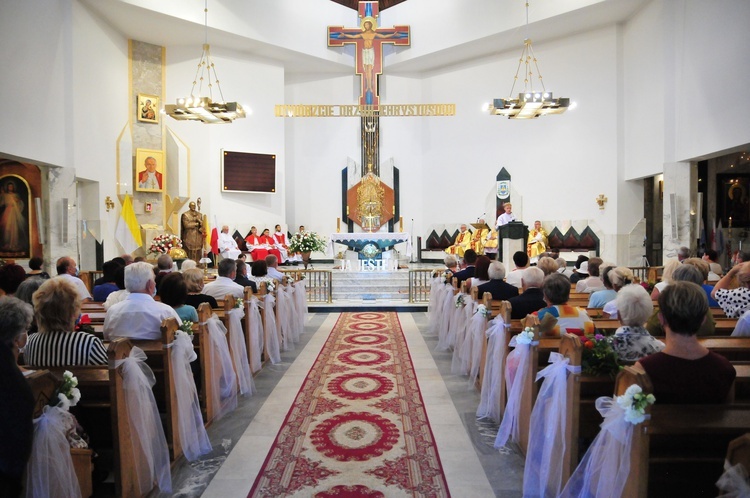 Odsłonięto pomnik kard. Stefana Wyszyńskiego