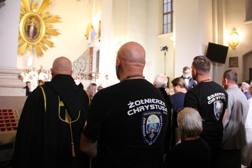 Matka Boża Łaskawa z hetmańską buławą [GALERIA ZDJĘĆ]