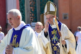 Święta Lipka. Zerwijmy się wszyscy!