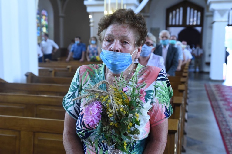 Odnowiony kościół w Wietrzychowicach