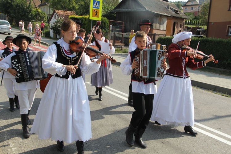 Kąclowa. Śluby wieczyste