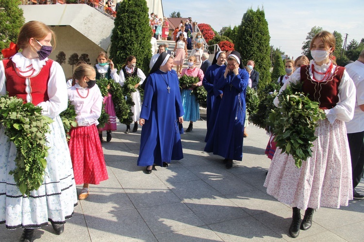 Kąclowa. Śluby wieczyste