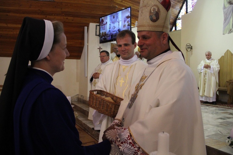 Kąclowa. Śluby wieczyste