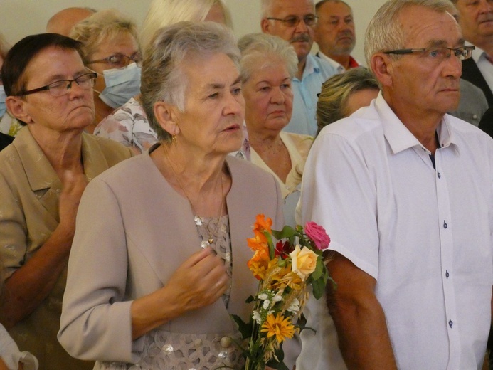 Poświęcenie pomnika św. Jana Pawła II w Szlichtyngowej