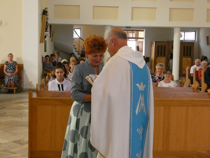 Poświęcenie pomnika św. Jana Pawła II w Szlichtyngowej