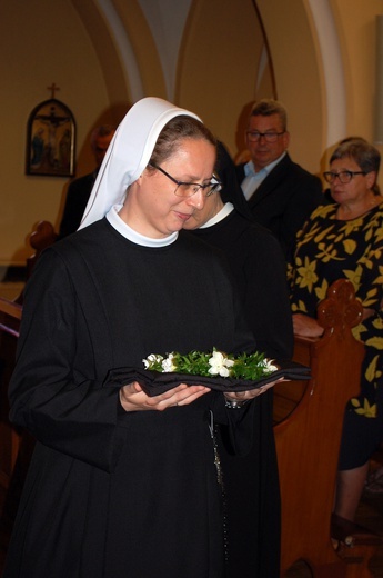 Pierwsze śluby zakonne s. Mariam u elżbietanek