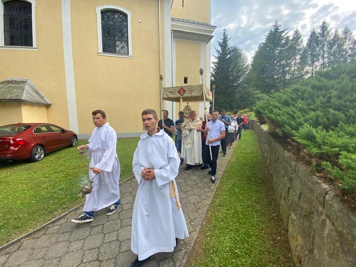 Odpust w Różance. Niespodziewanie pojawił się biskup