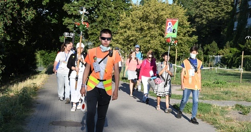 Pomocnicy już na trasie