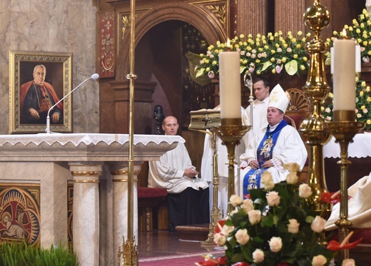 Kobiety u Matki Bożej Piekarskiej (3)